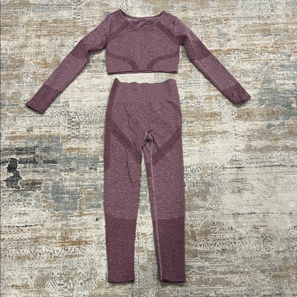 ‼️ Purple Long Sleeve Crop Top and Leggings Set ‼️